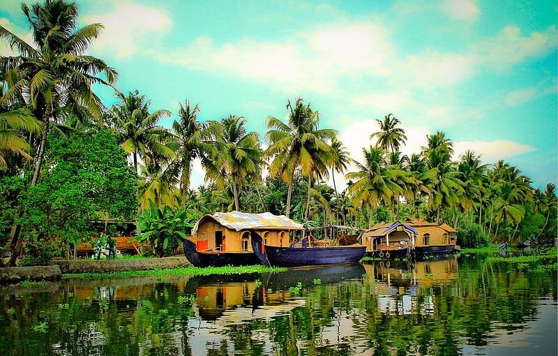 🌴 Explore Kerala with BookMyTrip – Your Gateway to God’s Own Country